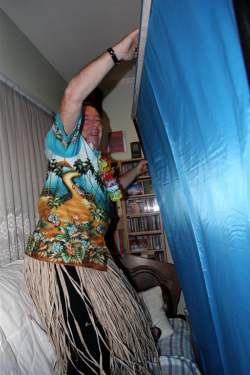 HawaiiParty (144).jpg - De decoratie is toch niet zo stabiel als gehoopt ...
